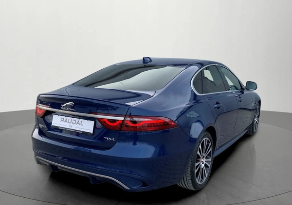 Jaguar XF cena 298700 przebieg: 4000, rok produkcji 2022 z Józefów małe 79